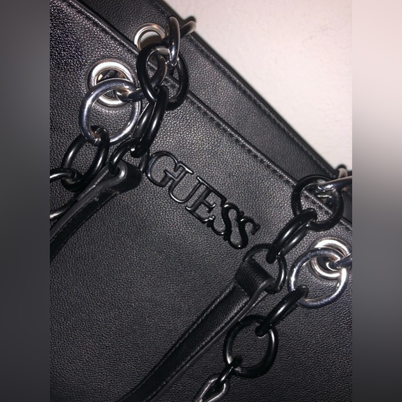 Guess Handbags - Beautiful GUESS tote bag